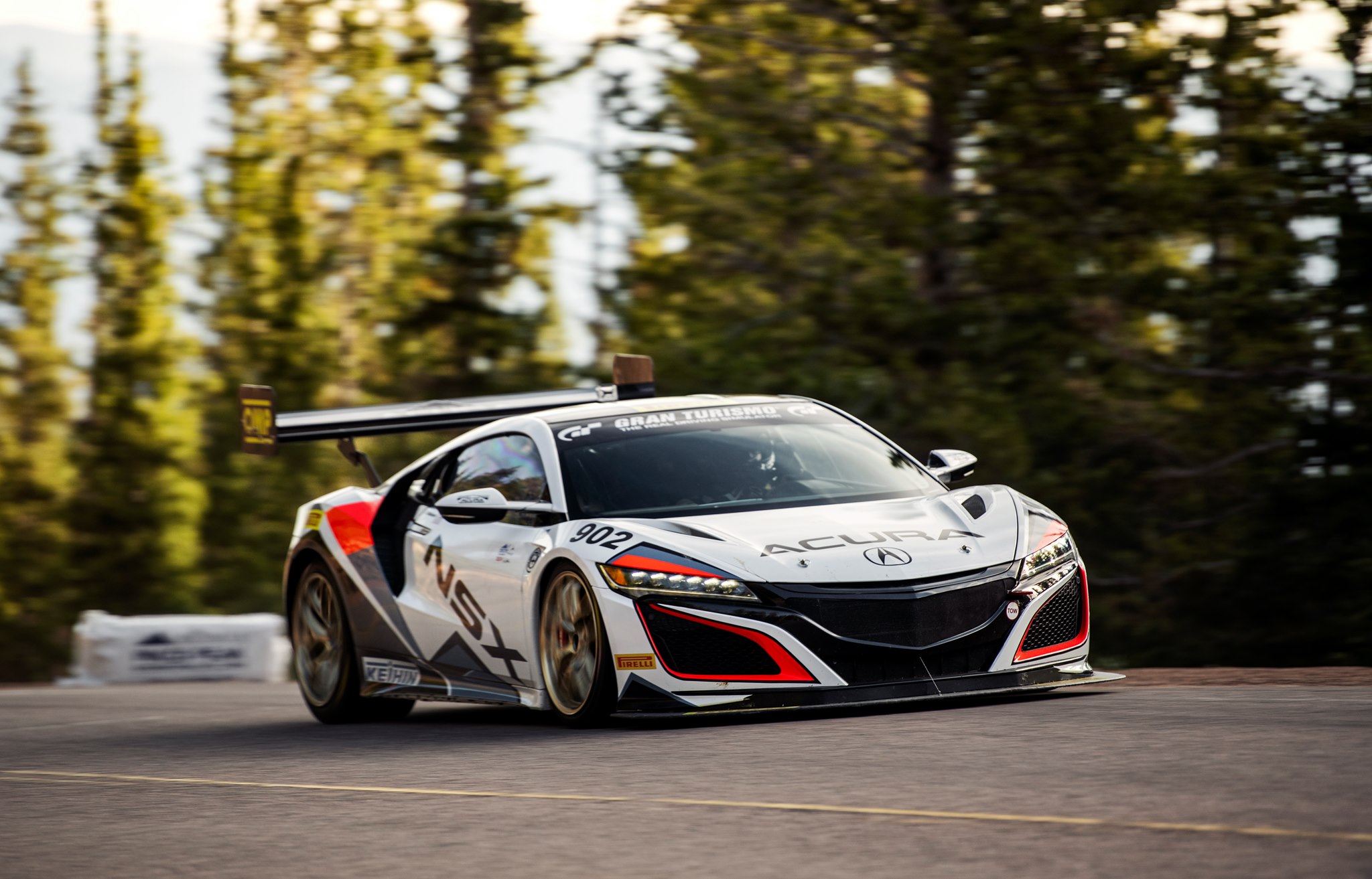 Columbus Crew Acura NSX Specialty Wrap project image 4