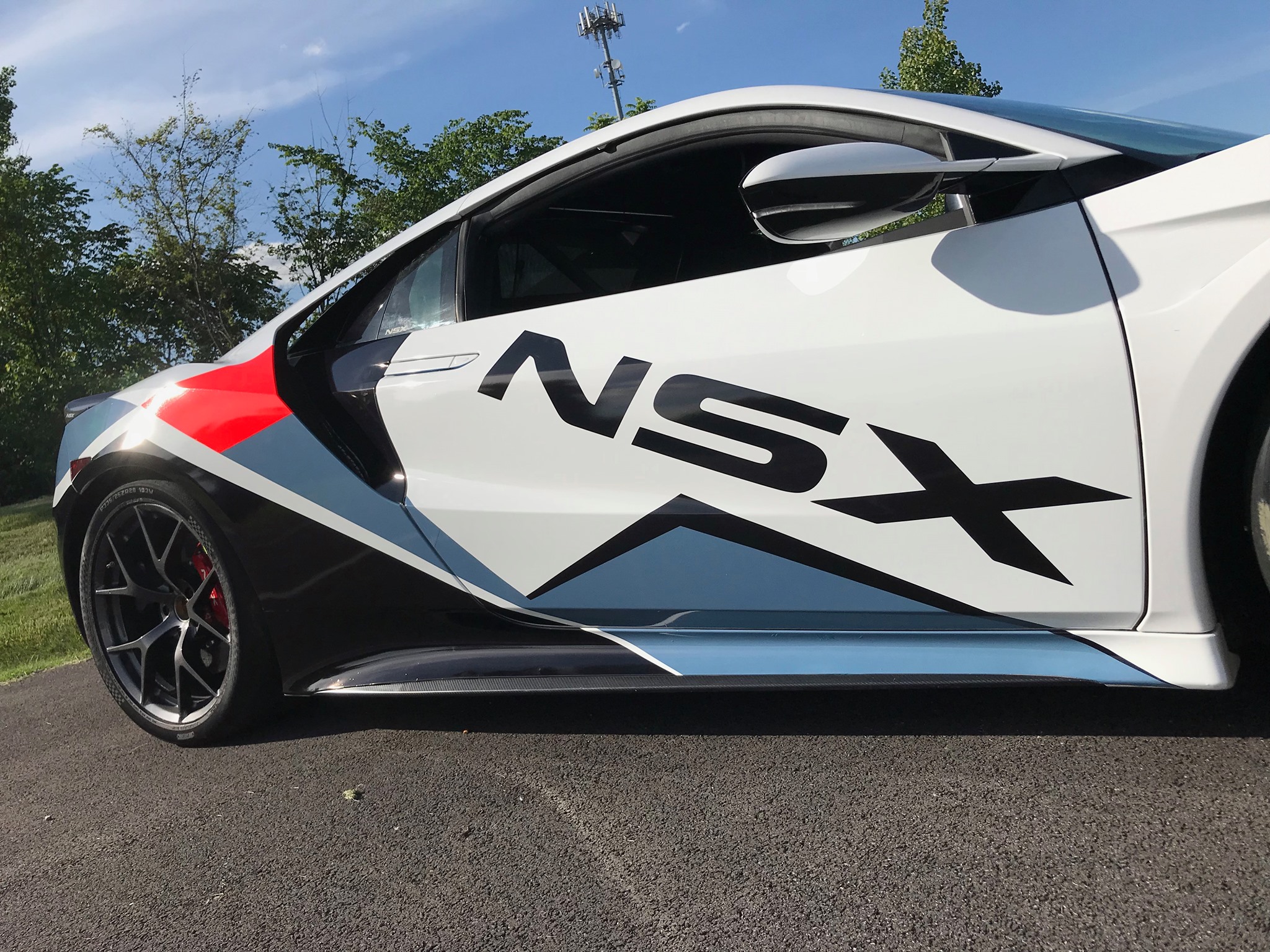 Columbus Crew Acura NSX Specialty Wrap project image 6