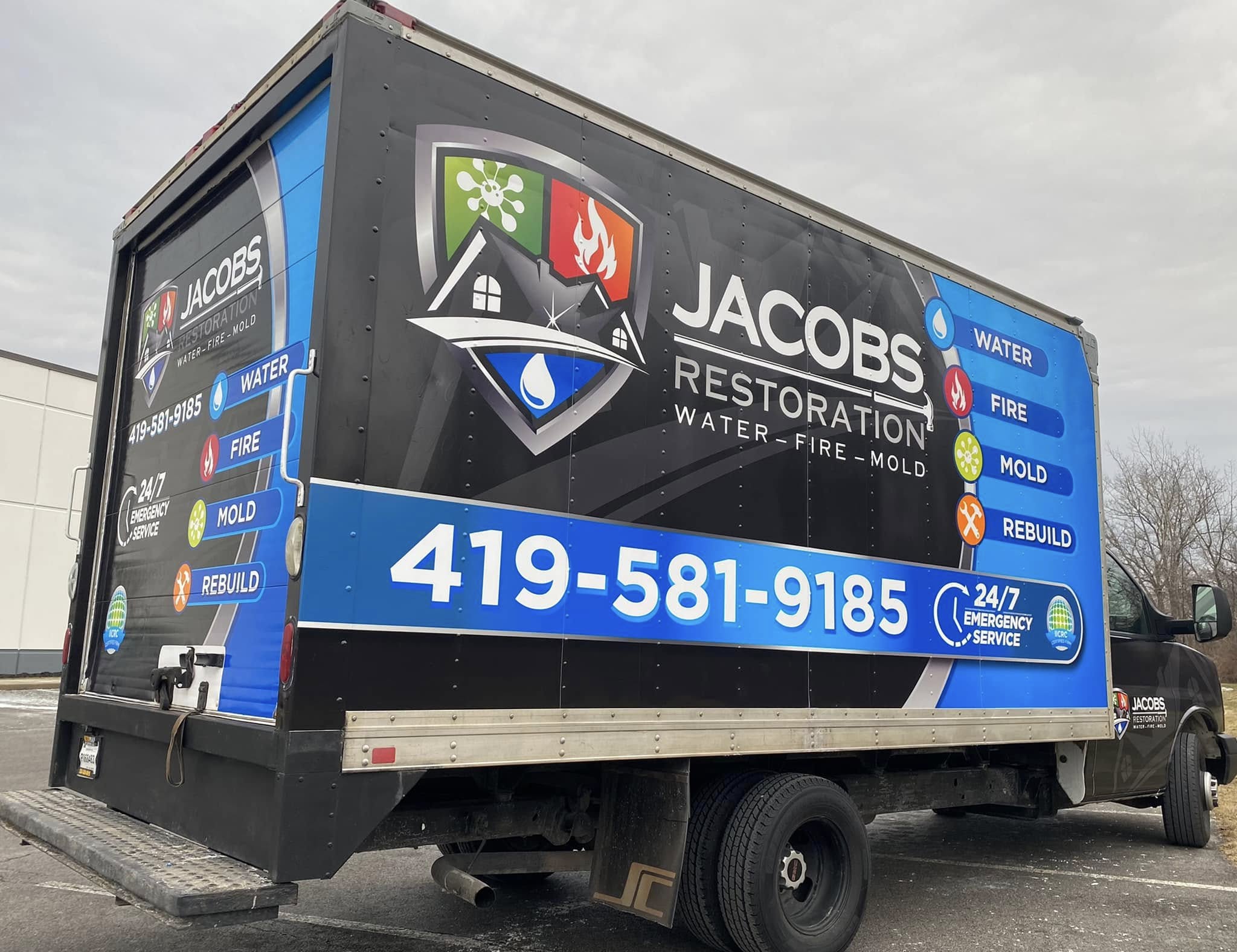 Jacobs Restoration Fleet Wrap project image 4