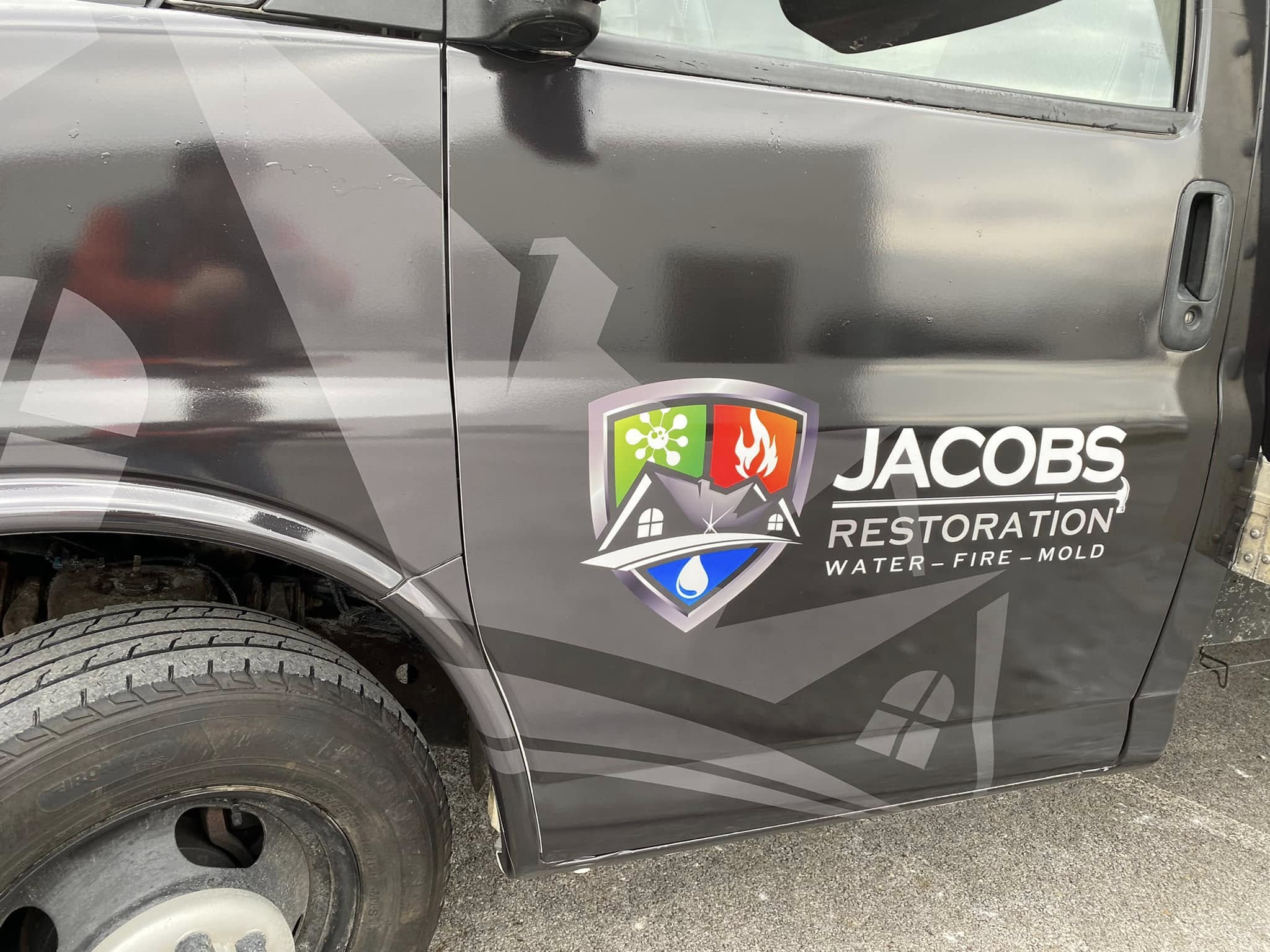 Jacobs Restoration Fleet Wrap project image 6