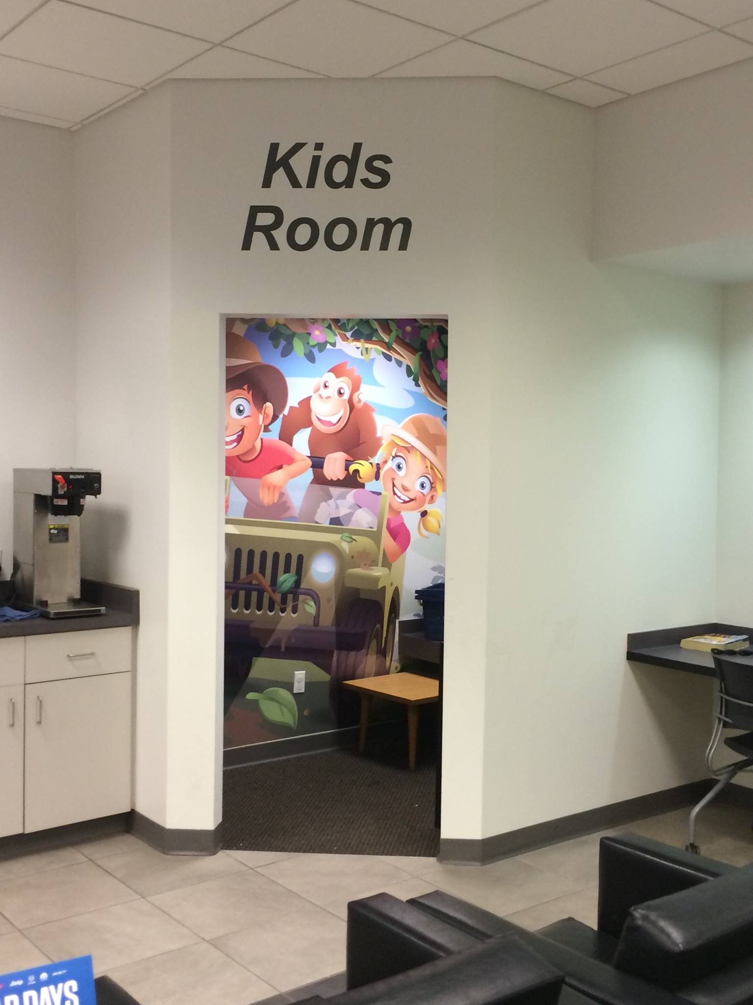 Kids Room Wall Graphics project image 2