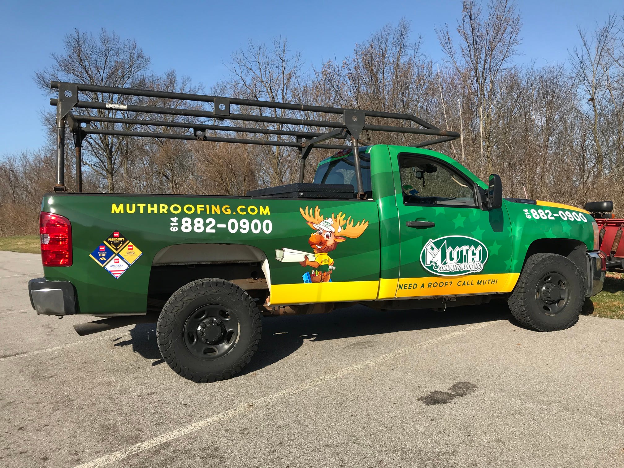 Muth Roofing Fleet Wrap project image 5